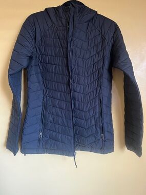 Columbia Black Quilted Hooded Jacket